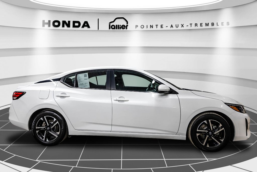Nissan Sentra SV 2023 à Montréal, Québec - 8 - w1024h768px