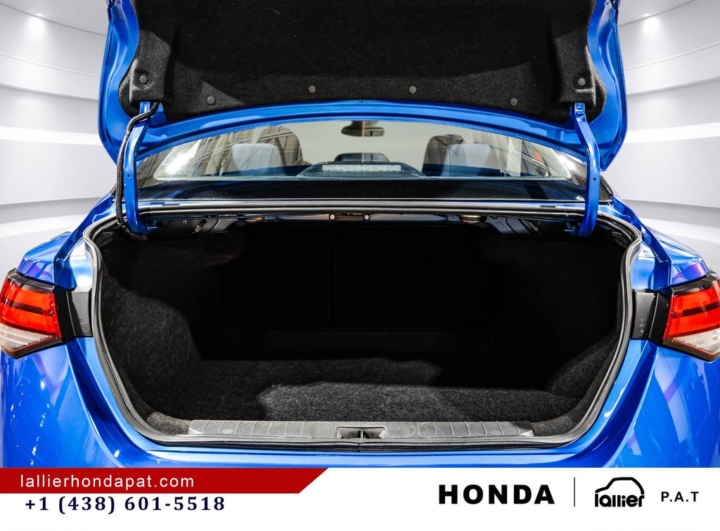 Nissan Sentra SV 2023 à Montréal, Québec - 16 - w1024h768px