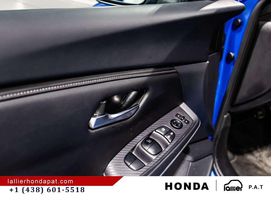 Nissan Sentra SV 2023 à Montréal, Québec - 12 - w1024h768px