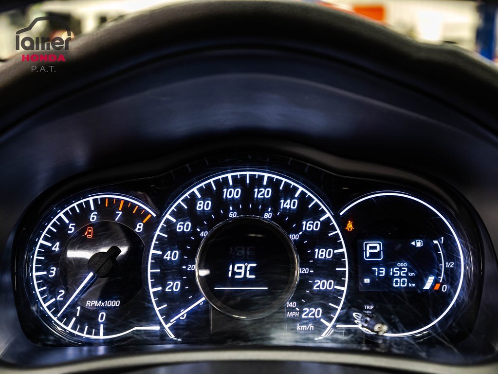 Nissan Versa Note SV 2017 à , Québec - 22 - w1024h768px