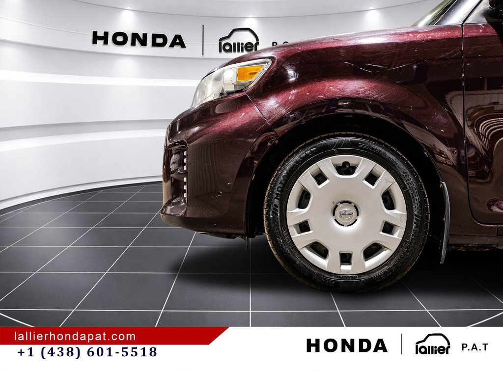 2015 Scion xB in Montreal, Quebec - 10 - w1024h768px