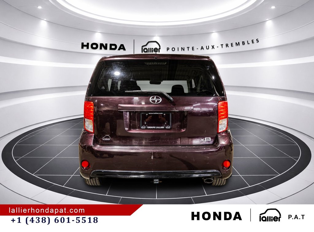 2015 Scion xB in Montreal, Quebec - 6 - w1024h768px