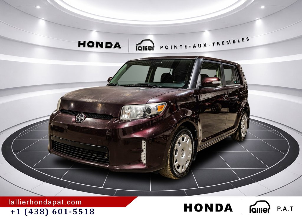 2015 Scion xB in Montreal, Quebec - 3 - w1024h768px