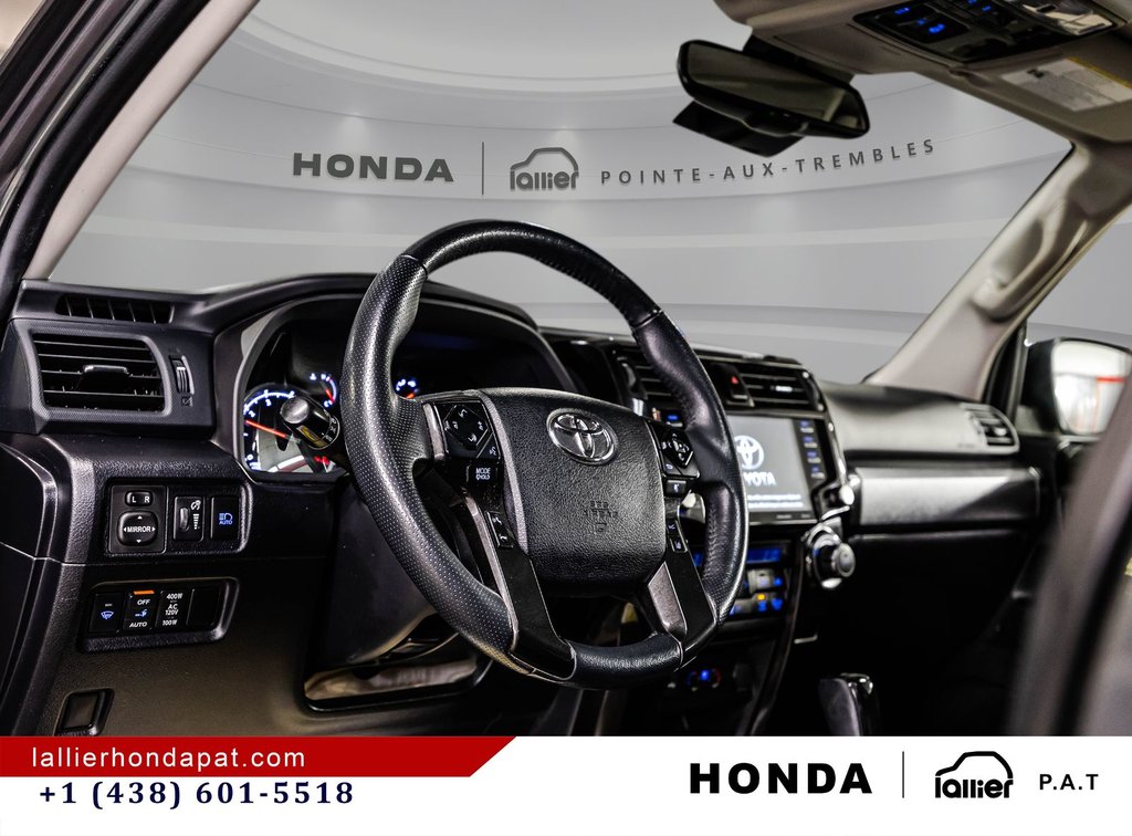 2021 Toyota 4Runner NIGHTSHADE in Montreal, Quebec - 20 - w1024h768px