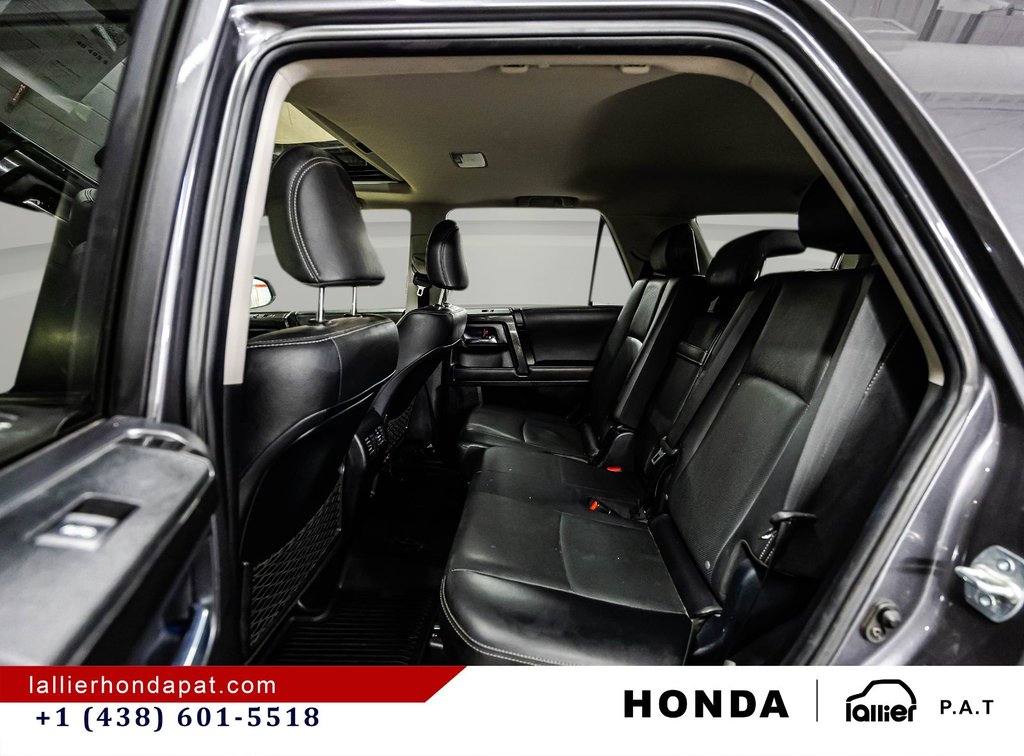 2021 Toyota 4Runner NIGHTSHADE in Montreal, Quebec - 13 - w1024h768px