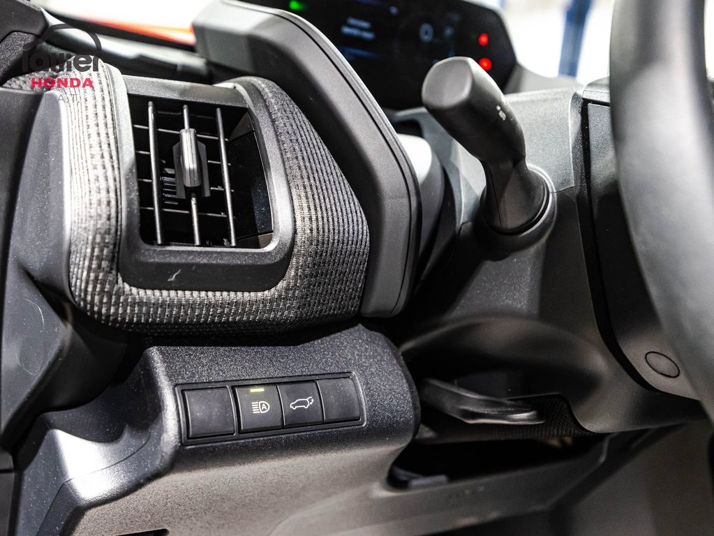 2025 Toyota bZ4X XLE in Montréal, Quebec - 20 - w1024h768px