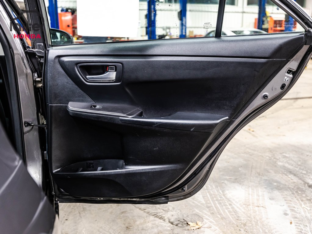 Toyota Camry LE AUTOMATIQUE 2017 à , Québec - 14 - w1024h768px