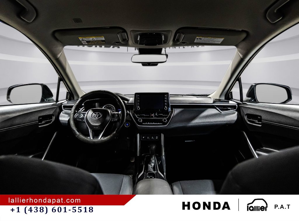 2022 Toyota Corolla Cross LE in Montreal, Quebec - 14 - w1024h768px