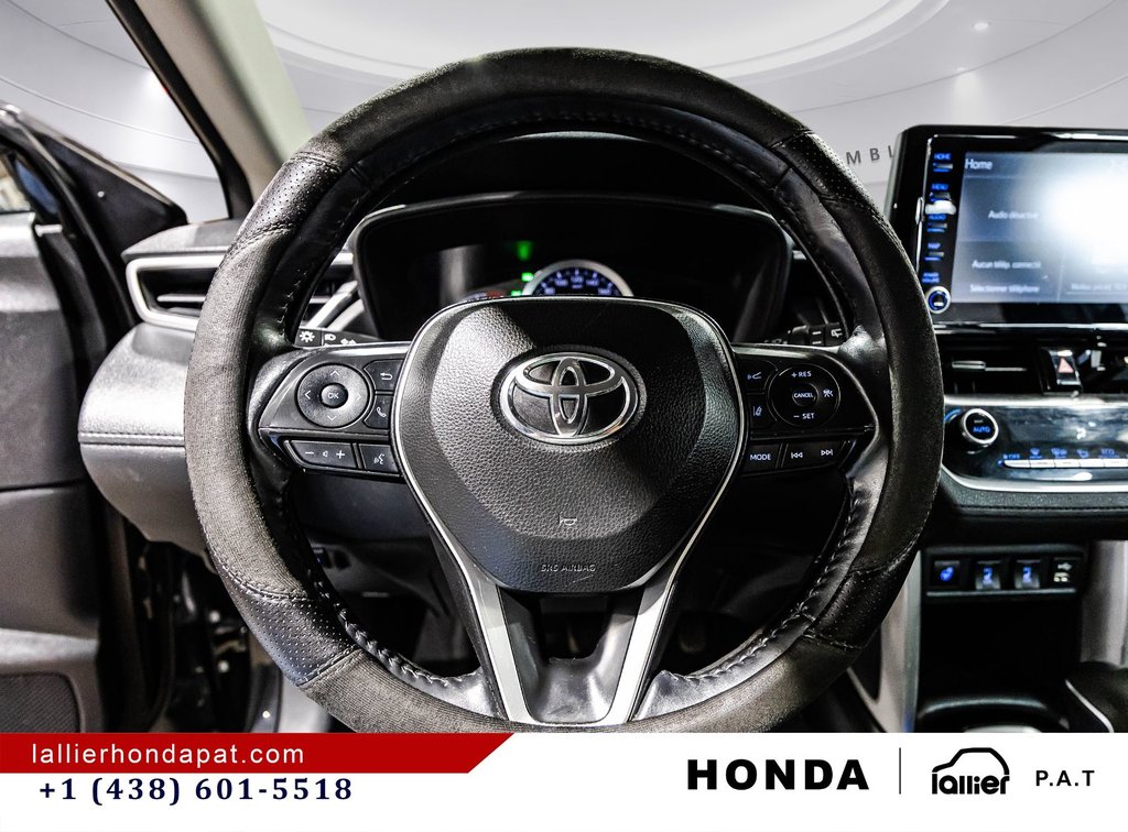 2022 Toyota Corolla Cross LE in Montreal, Quebec - 21 - w1024h768px
