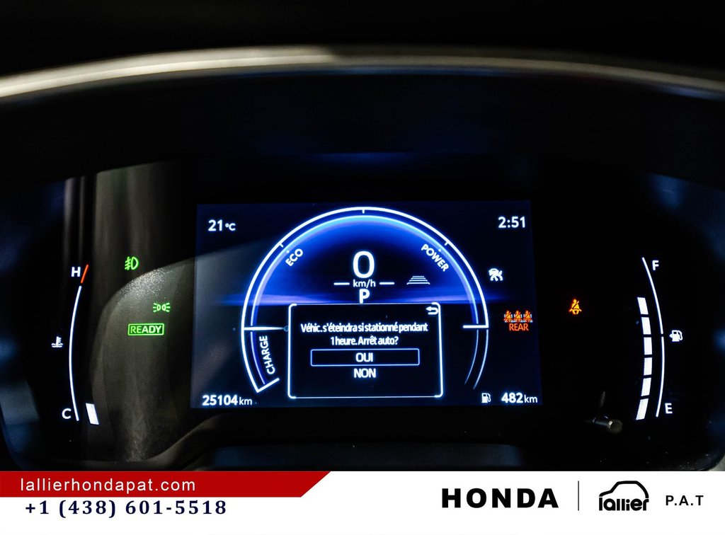 2024 Toyota Corolla Cross Hybrid XSE in Montréal, Quebec - 24 - w1024h768px