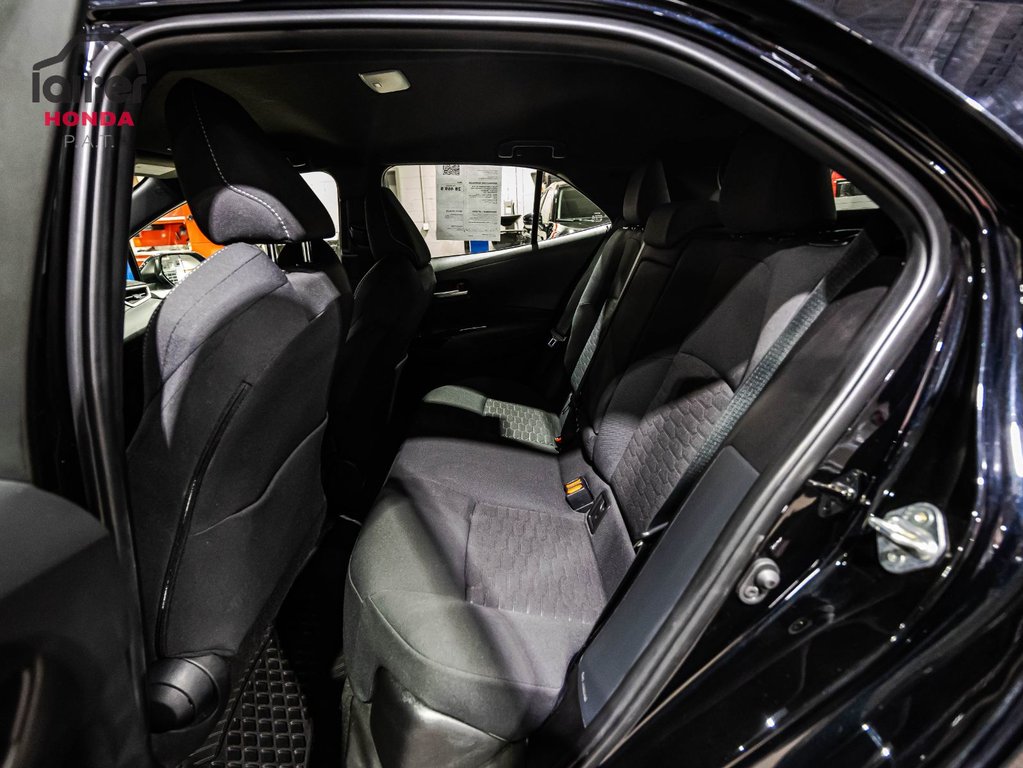 Toyota Corolla Hatchback SE 2025 à Montréal, Québec - 13 - w1024h768px