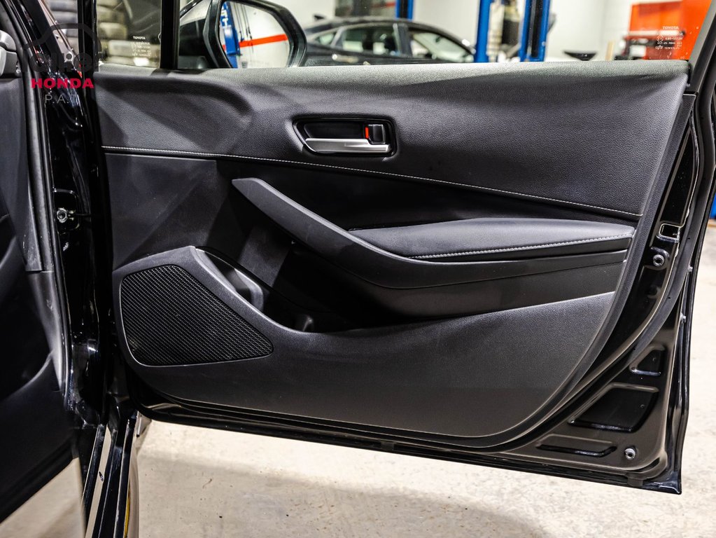 Toyota Corolla Hatchback SE 2025 à Montréal, Québec - 16 - w1024h768px