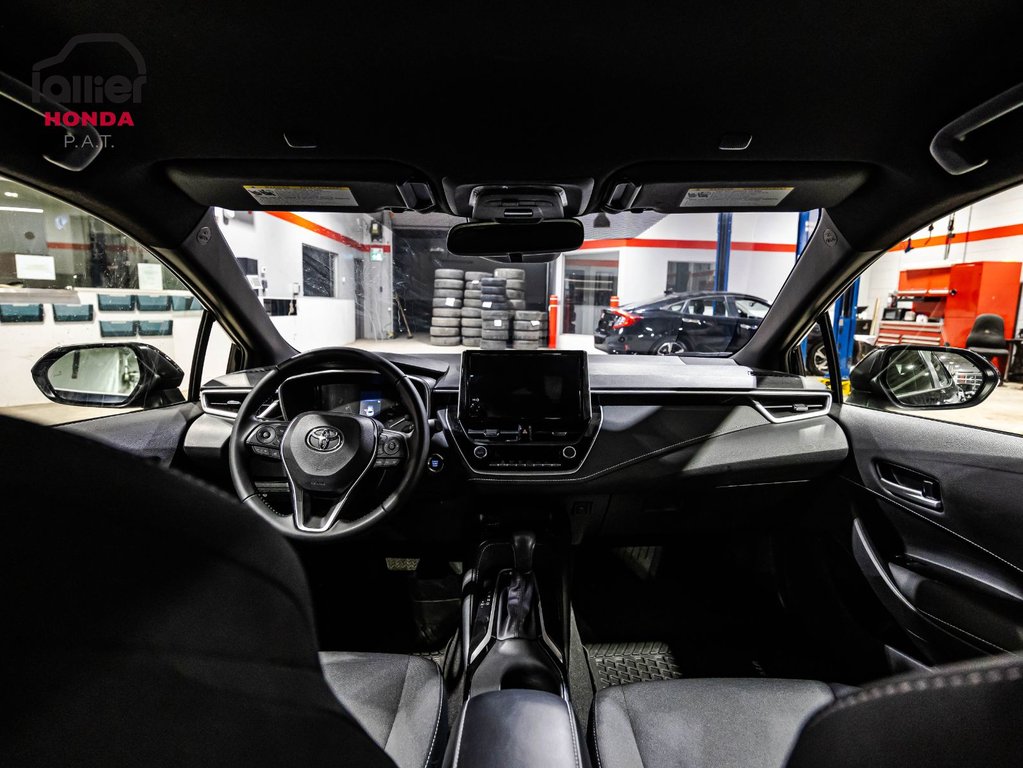 Toyota Corolla Hatchback SE 2025 à Montréal, Québec - 14 - w1024h768px