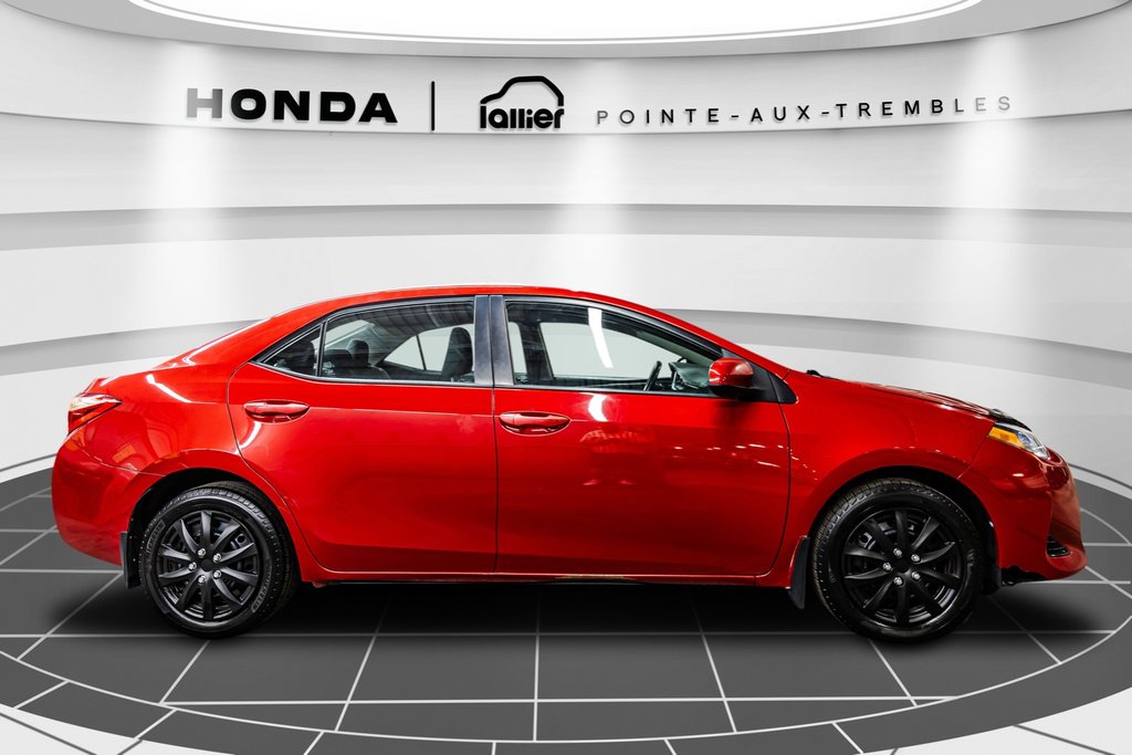 Toyota Corolla LE JAMAIS ACCIDENTÉ 2017 à Montréal, Québec - 8 - w1024h768px