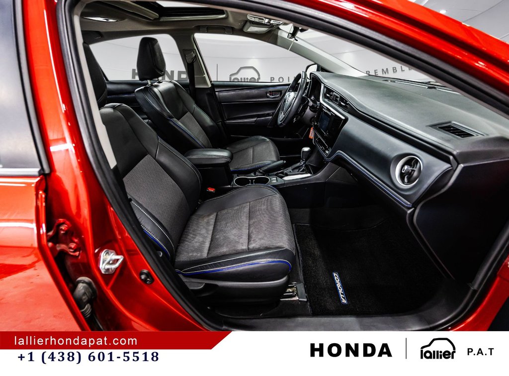2018 Toyota Corolla SE in Montréal, Quebec - 17 - w1024h768px