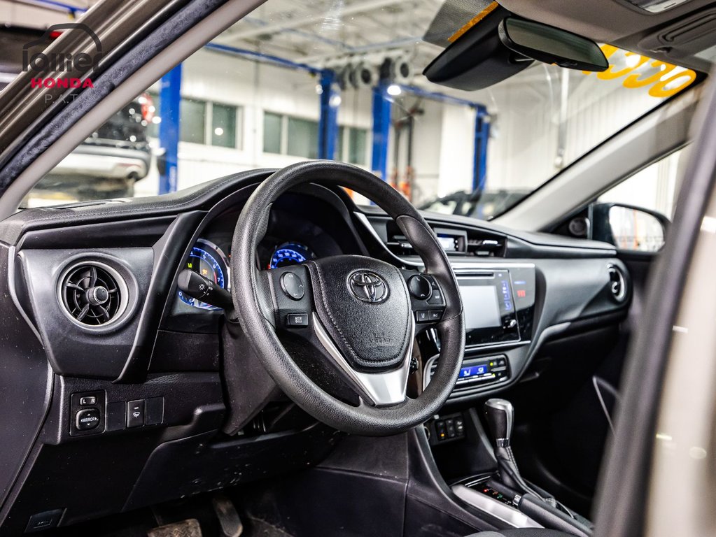 Toyota Corolla Le JAMAIS ACCIDENTÉ 2019 à Montréal, Québec - 19 - w1024h768px