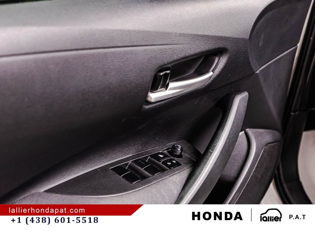 Toyota Corolla LE 2020 à Montréal, Québec - 11 - w1024h768px