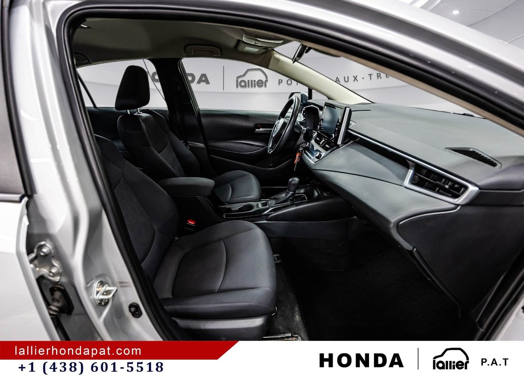 Toyota Corolla LE 2020 à Montréal, Québec - 17 - w1024h768px