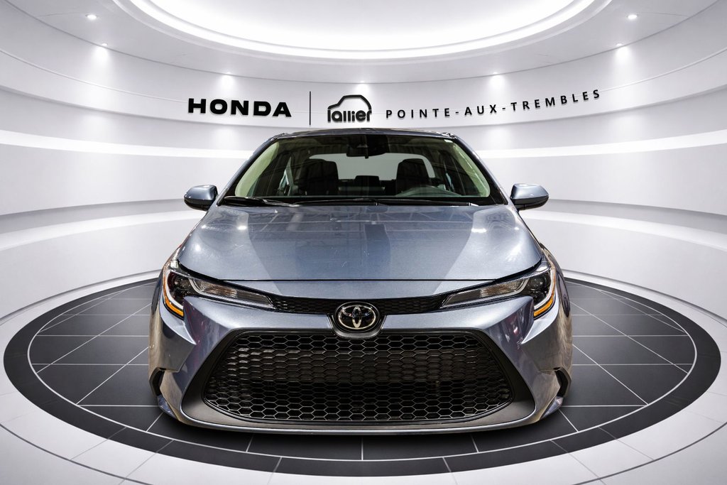 Toyota Corolla LE 2022 à Montréal, Québec - 2 - w1024h768px