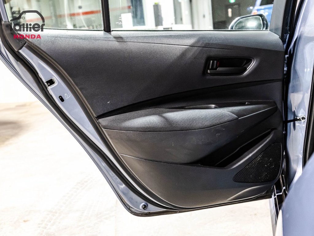 Toyota Corolla LE 2022 à Montréal, Québec - 12 - w1024h768px