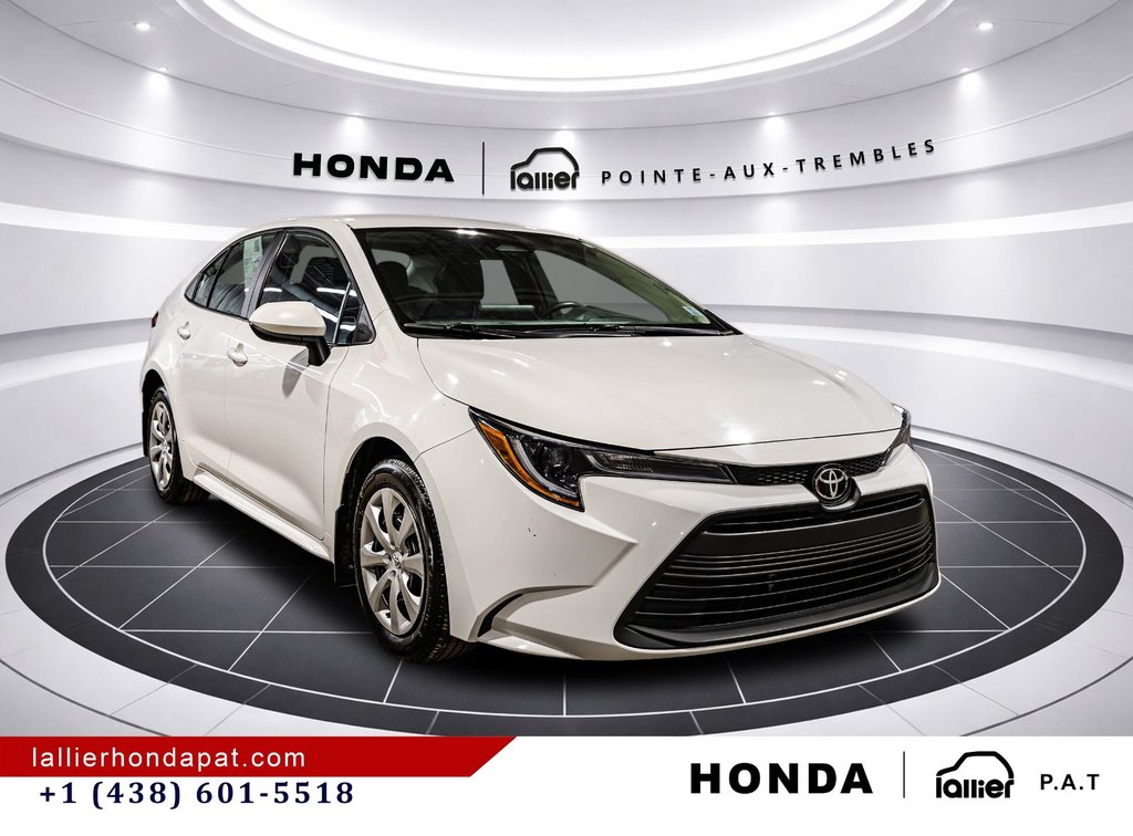 2023 Toyota Corolla LE in Montreal, Quebec - 9 - w1024h768px