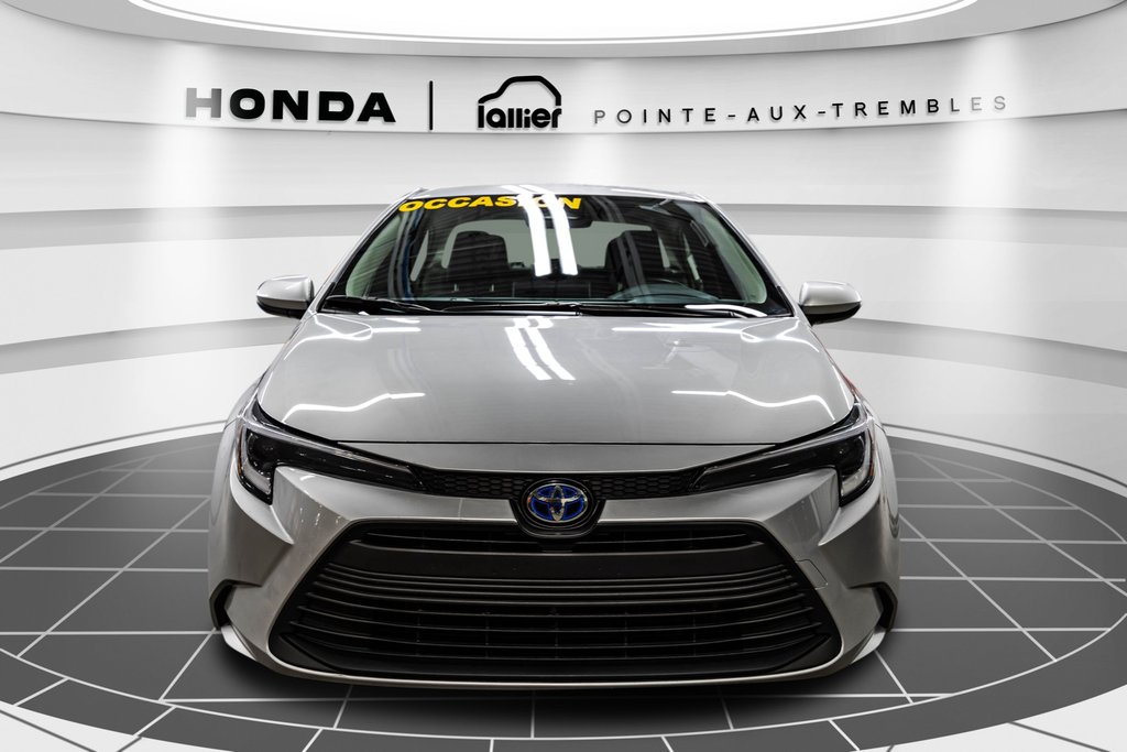 2024 Toyota Corolla Hybrid LE AWD JAMAIS ACCIDENTÉ 1 PROPRIO in Montreal, Quebec - 2 - w1024h768px