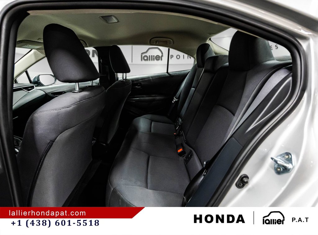 2024 Toyota Corolla LE in Montreal, Quebec - 13 - w1024h768px