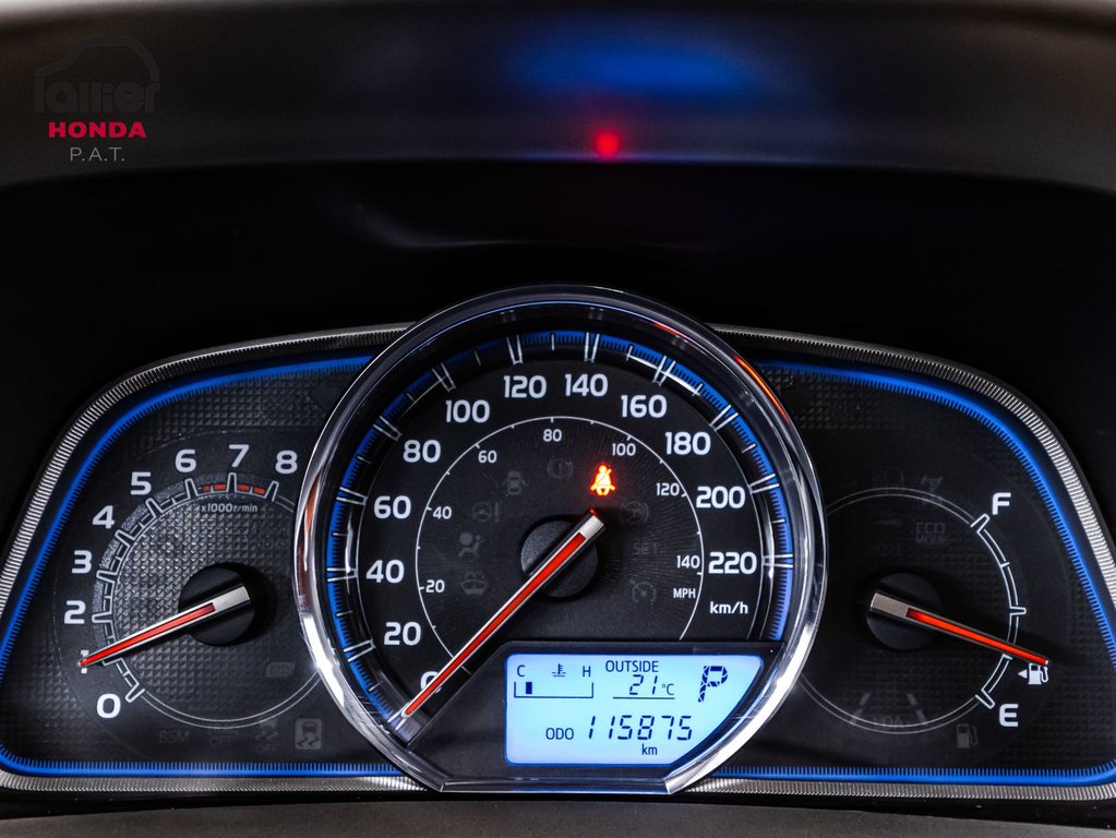 Toyota RAV4 Limited 2015 à , Québec - 24 - w1024h768px