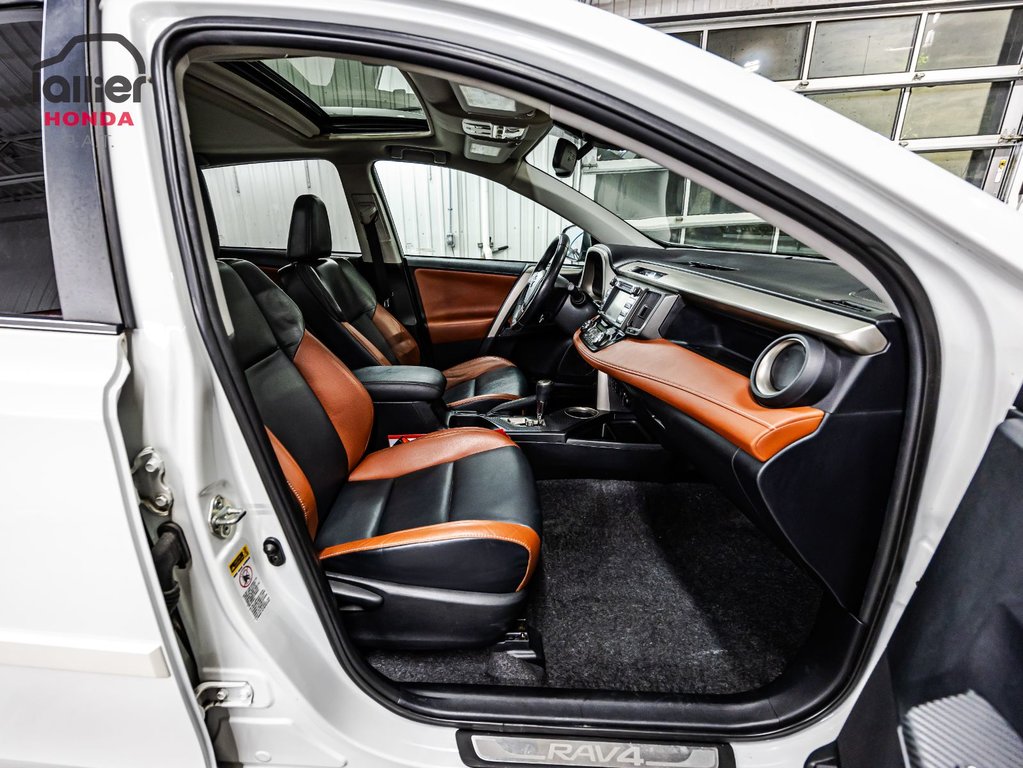 Toyota RAV4 Limited 2015 à , Québec - 18 - w1024h768px