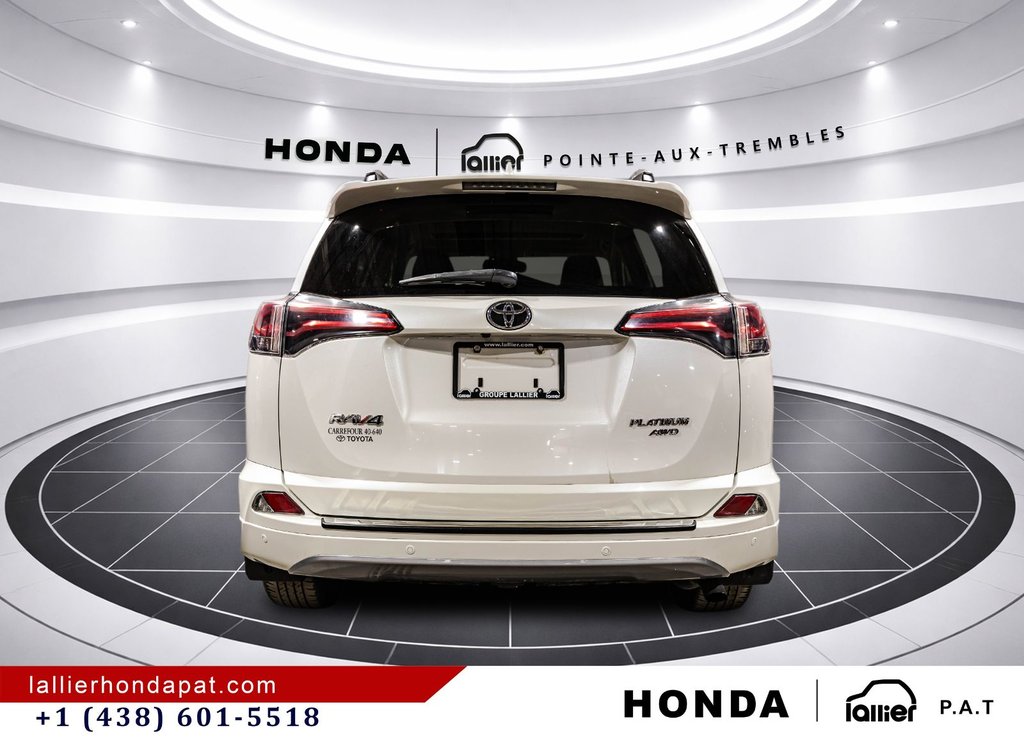 2017 Toyota RAV4 Limited in Montreal, Quebec - 6 - w1024h768px