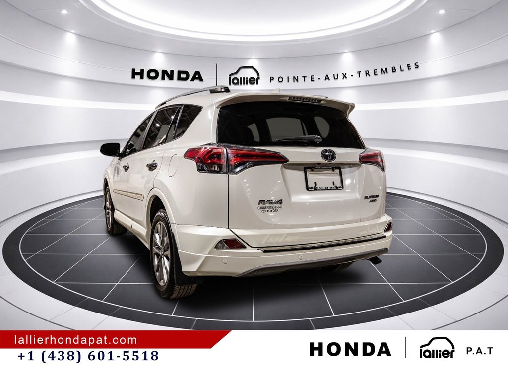 2017 Toyota RAV4 Limited in Montreal, Quebec - 5 - w1024h768px