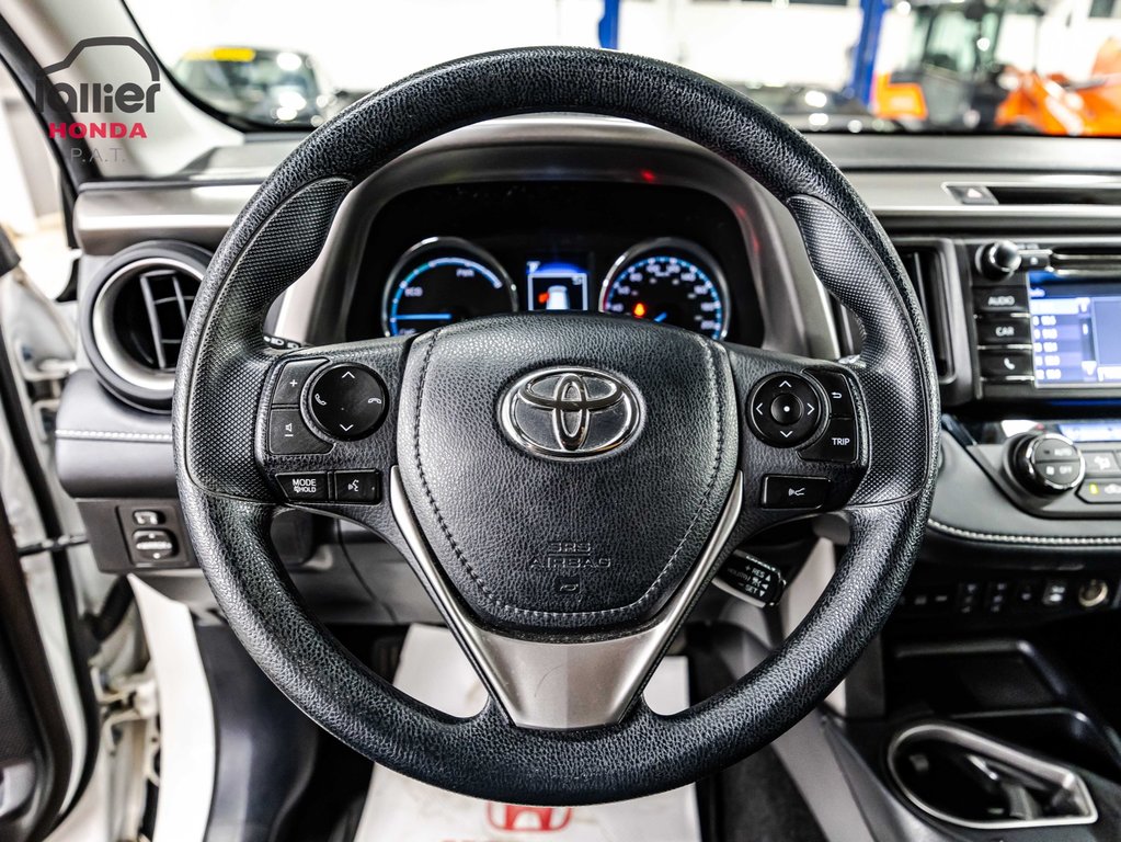 RAV4 Hybrid LE+ 1 PORPRIO 2018 à , Québec - 21 - w1024h768px