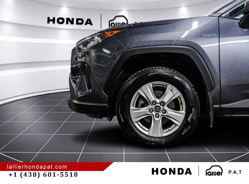 2019 Toyota RAV4 Hybrid LE in Montréal, Quebec - 10 - w1024h768px