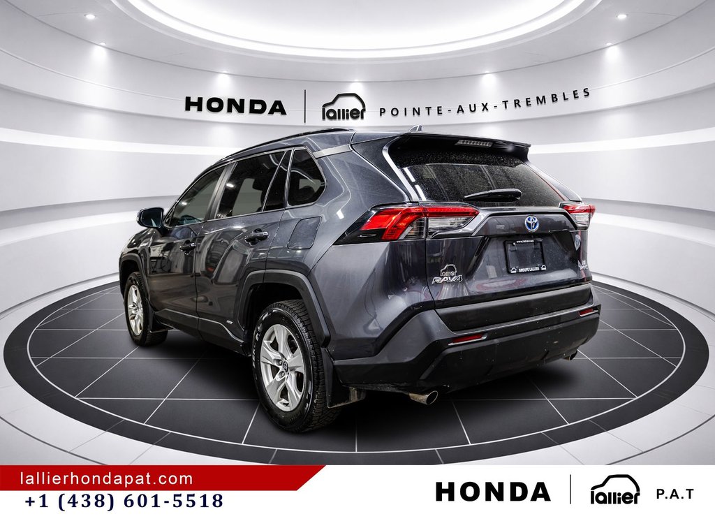 2019 Toyota RAV4 Hybrid LE in Montréal, Quebec - 5 - w1024h768px
