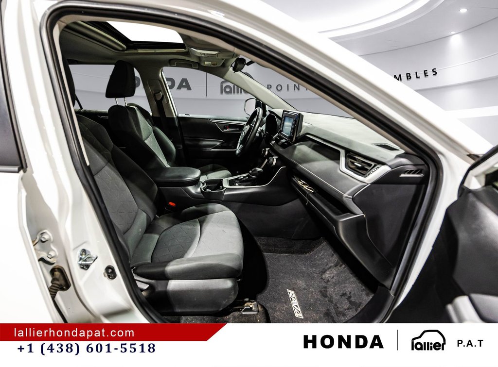 2020 Toyota RAV4 Hybrid XLE in Montreal, Quebec - 18 - w1024h768px