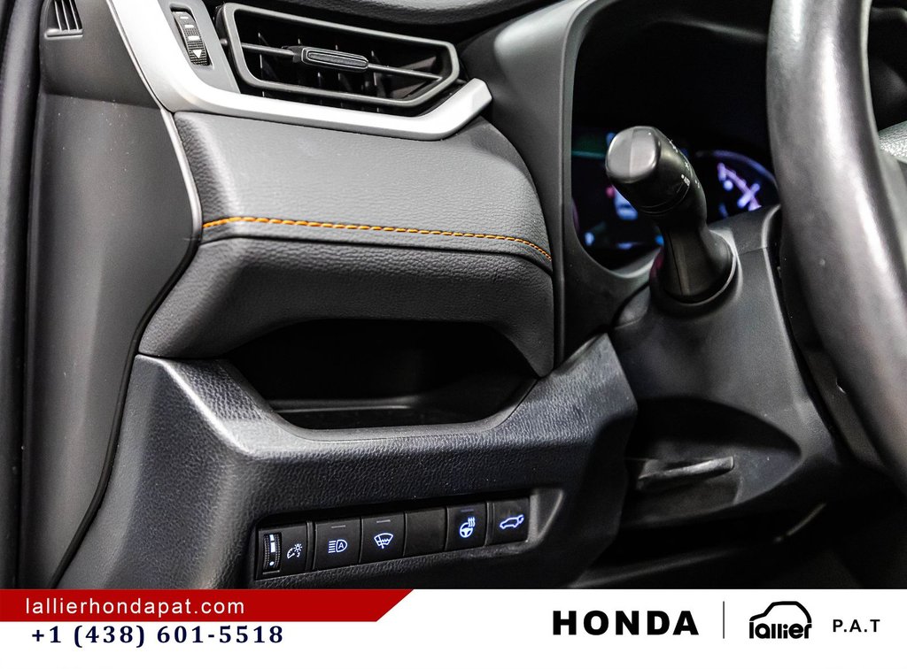 2022 Toyota RAV4 Trail in Montreal, Quebec - 22 - w1024h768px