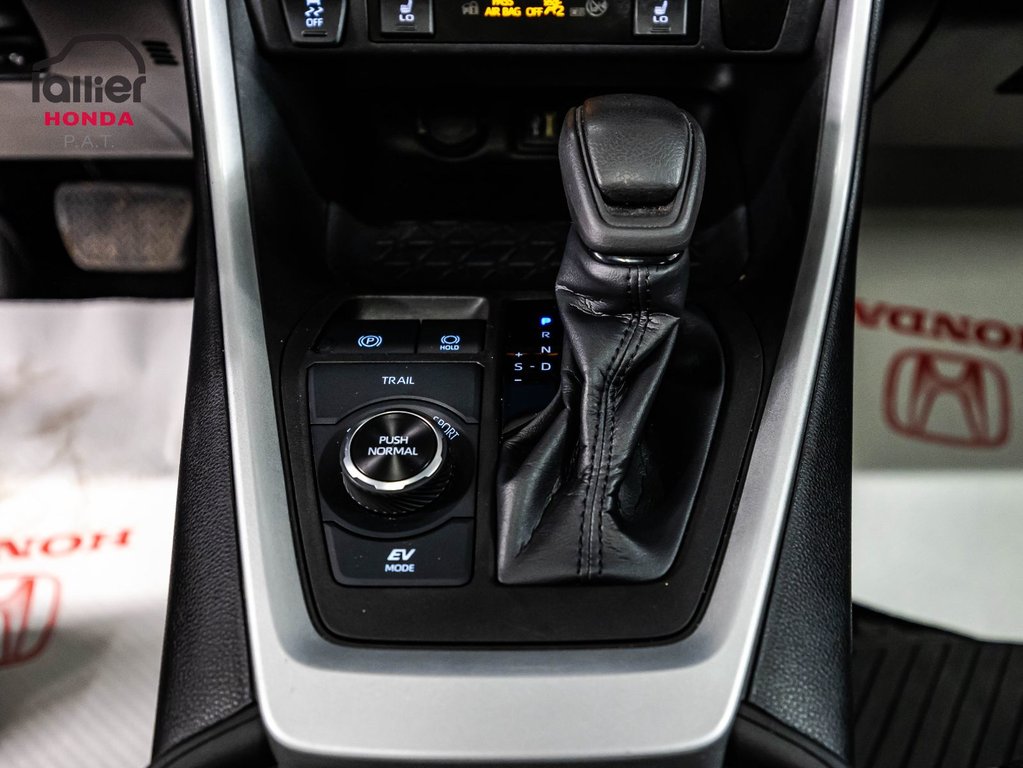 Toyota RAV4 Hybrid XLE 2023 à , Québec - 26 - w1024h768px