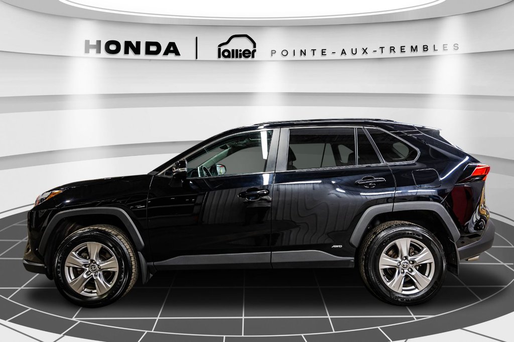 Toyota RAV4 Hybrid XLE 2023 à , Québec - 4 - w1024h768px