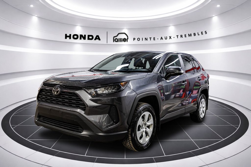 2024 Toyota RAV4 LE in Montréal, Quebec - 3 - w1024h768px