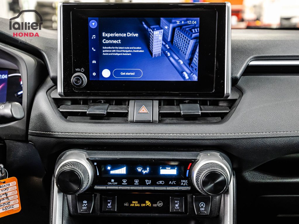 2024 Toyota RAV4 LE in Montréal, Quebec - 23 - w1024h768px