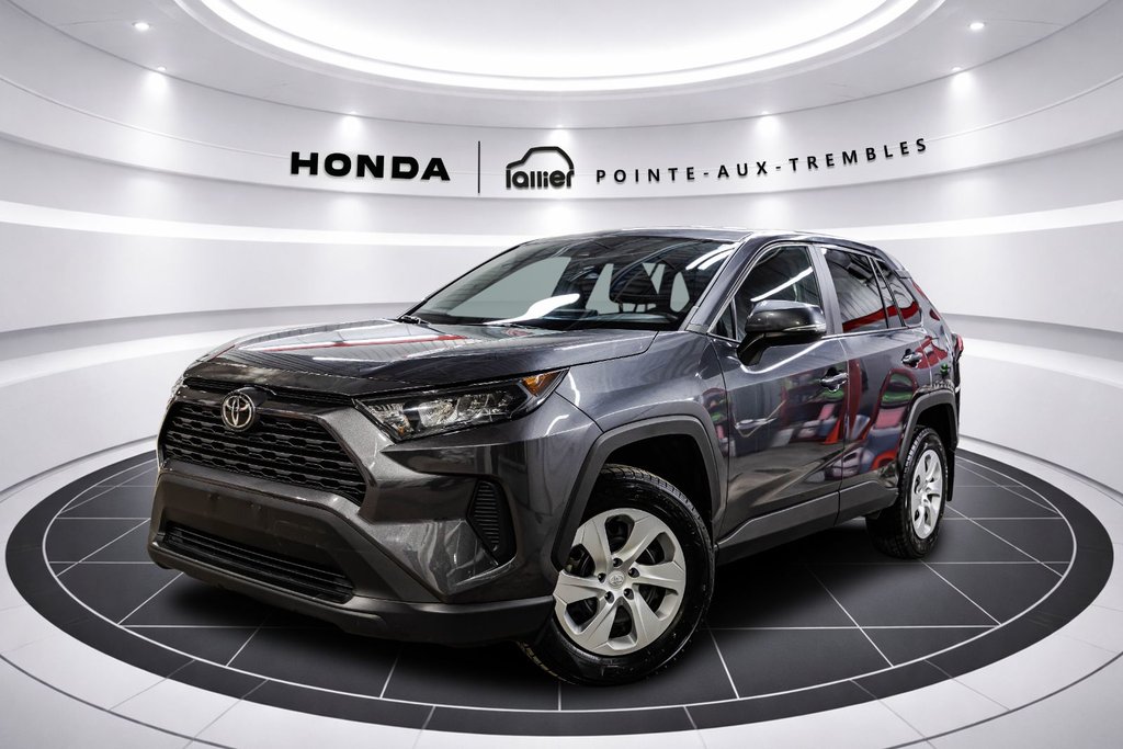 2024 Toyota RAV4 LE in Montréal, Quebec - 1 - w1024h768px
