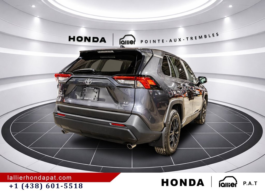 Toyota RAV4 LE 2024 à Montréal, Québec - 7 - w1024h768px