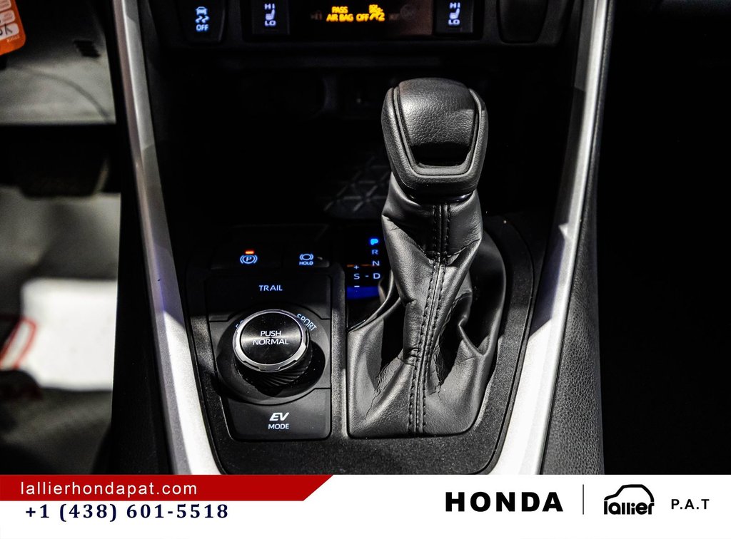 2025 Toyota RAV4 Hybrid LE in Montreal, Quebec - 24 - w1024h768px