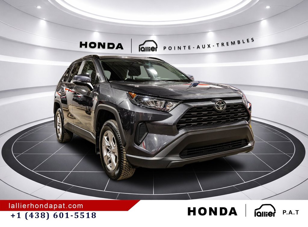 2025 Toyota RAV4 Hybrid LE in Montreal, Quebec - 9 - w1024h768px