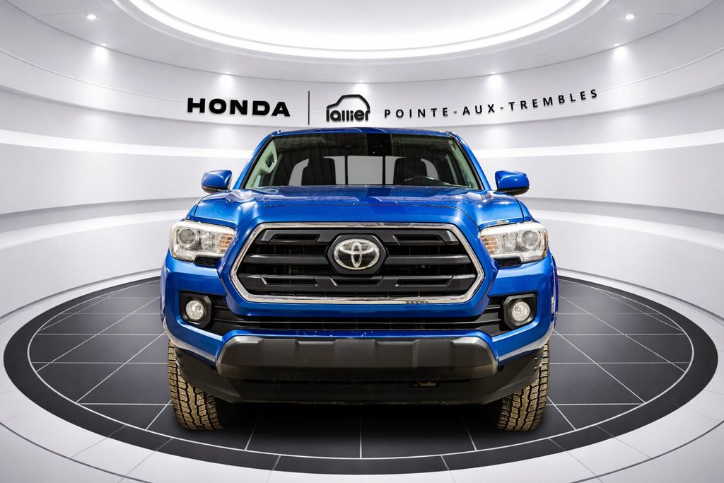 Toyota Tacoma SR5 CABINE ACCES 2018 à Montréal, Québec - 2 - w1024h768px