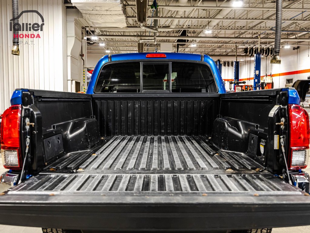 Toyota Tacoma SR5 CABINE ACCES 2018 à Montréal, Québec - 12 - w1024h768px