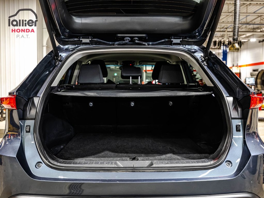 2024 Toyota Venza LE AWD in Montréal, Quebec - 16 - w1024h768px