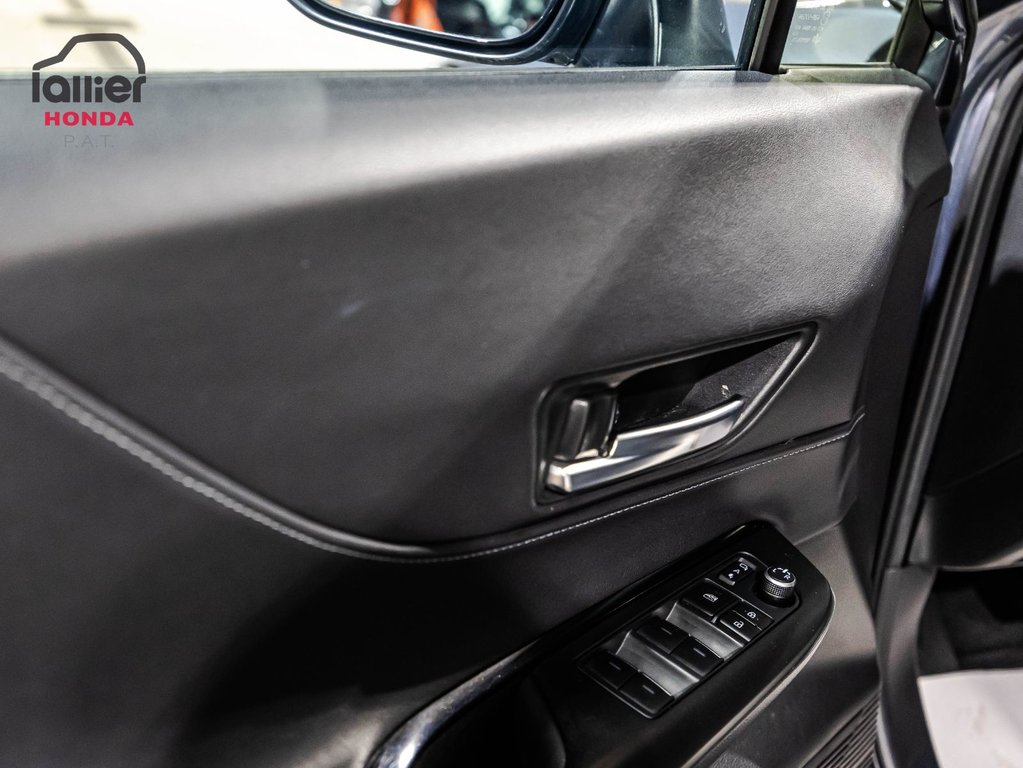 2024 Toyota Venza LE AWD in Montréal, Quebec - 11 - w1024h768px