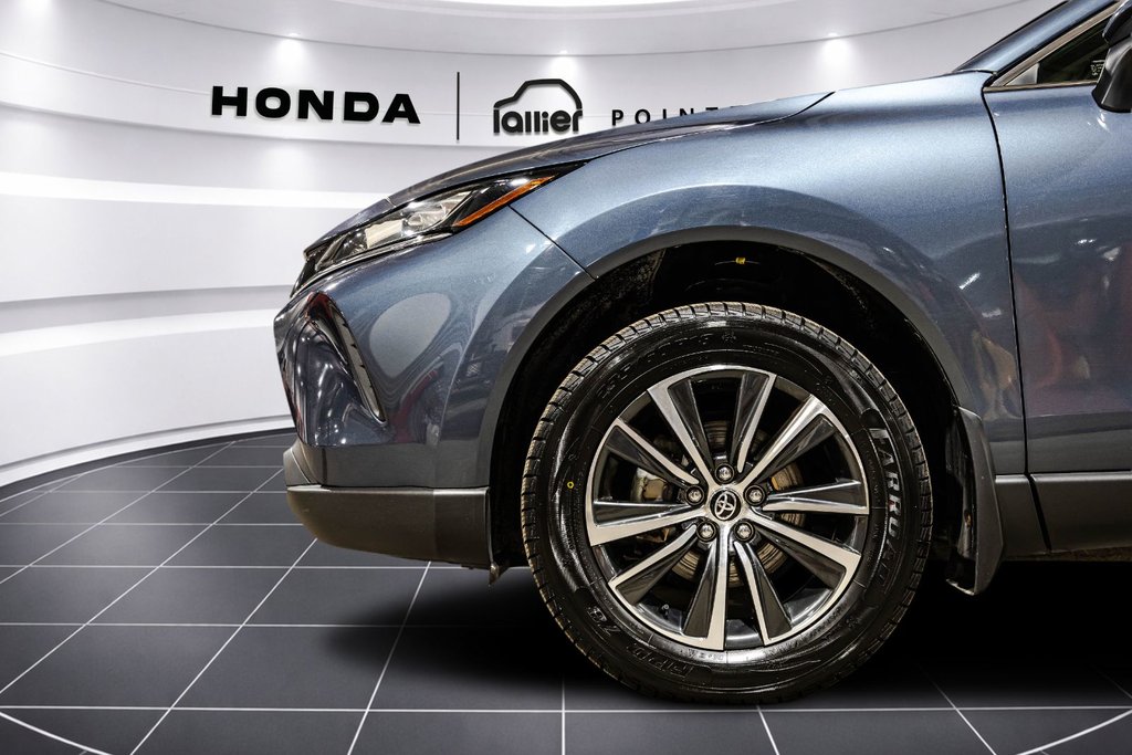 2024 Toyota Venza LE AWD in Montréal, Quebec - 10 - w1024h768px