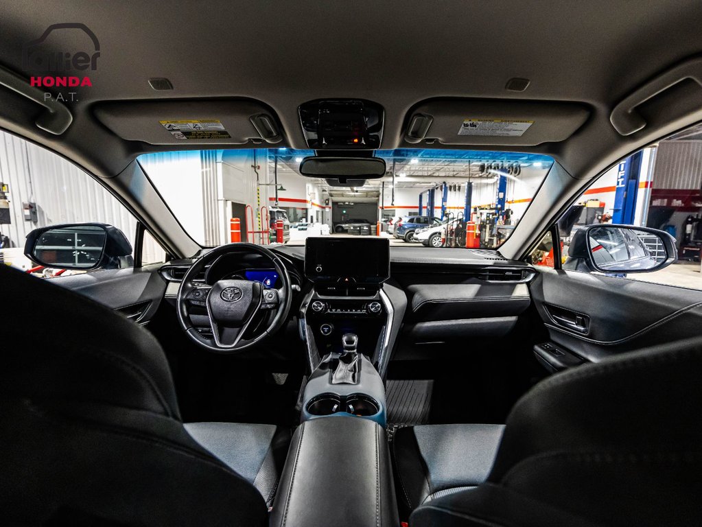 2024 Toyota Venza LE AWD in Montréal, Quebec - 14 - w1024h768px
